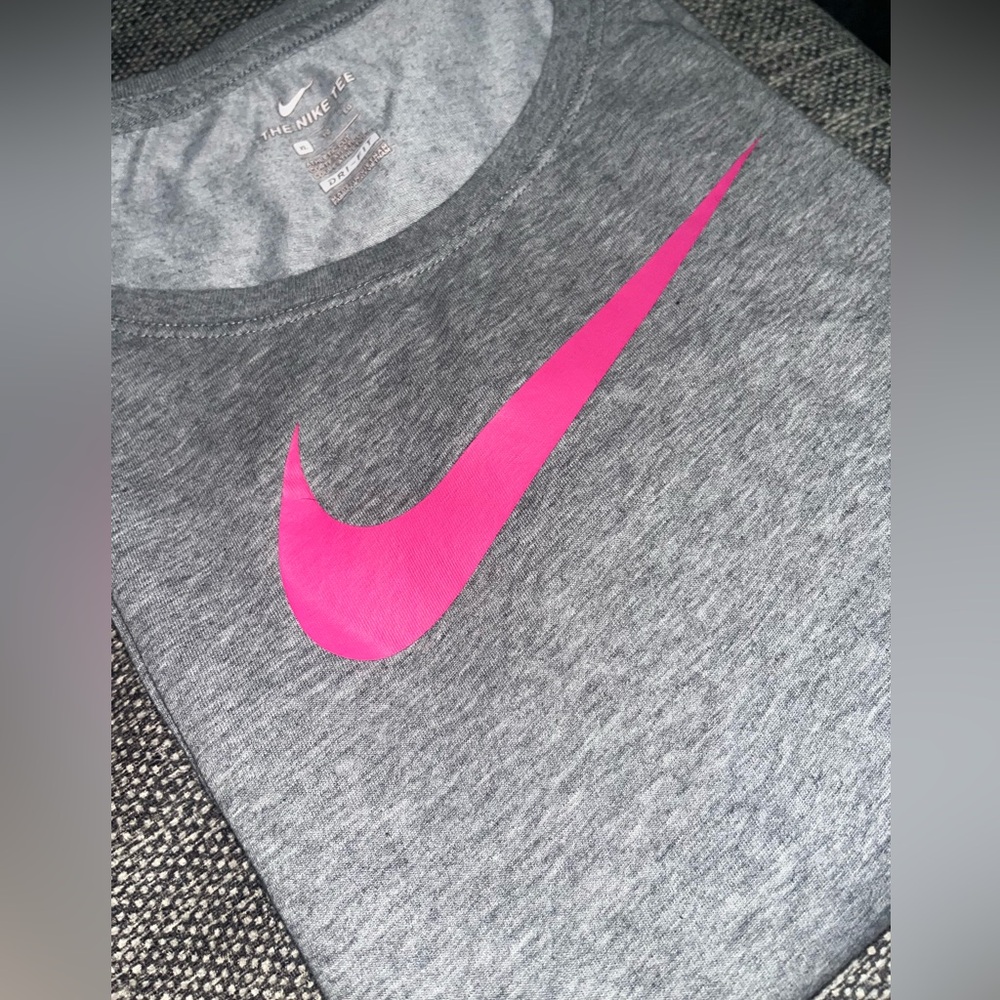 Womens Nike Dri Fit tee